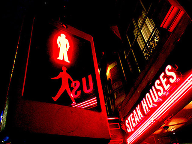 Been there red comp: Red traffic light