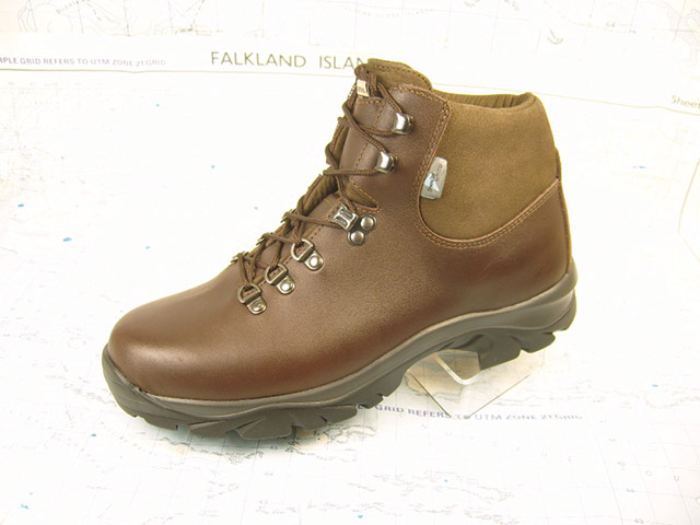Backpacking essentials: Altberg Fremington walking boots