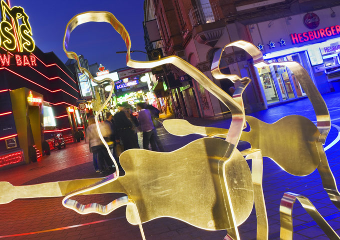 Viewfinder: sculptures