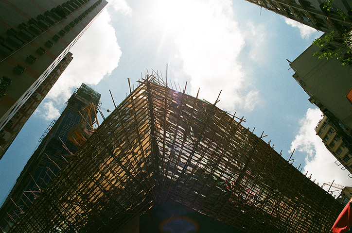 Hong Kong photoblogger: Bamboo scaffolding