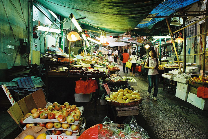 Hong Kong photoblogger: Graham Street Market