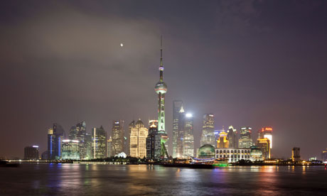 Pudong skyline at Huangpu River at night, Shanghai, China, Asia