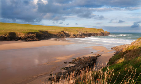 Polly Joke on the north Cornish coast between Crantock and Holywell Bay.