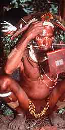 Huli wigman in Papua New Guinea