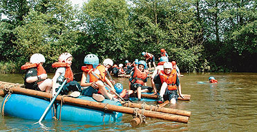 Kids rafting