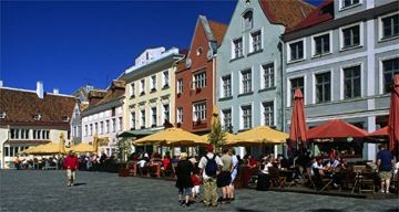 Tallinn street scene 