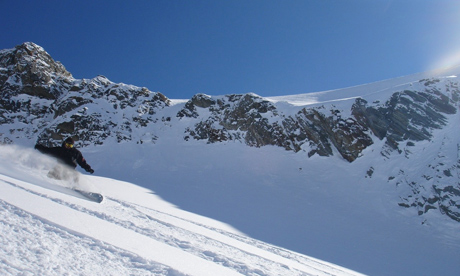 Snowboarding: Dragon lodge, Tignes