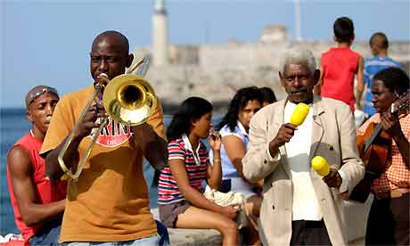 Musicians on the Malecon Havana