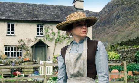 Renee Zellweger outside Yew Tree Farm in the movie Miss Potter