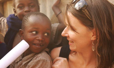 A gapper plays with a Kenyan child