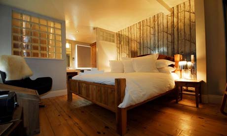 Whitehouse, Devon: bedroom