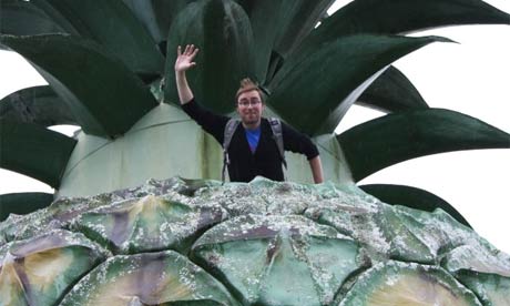 Australia+big+pineapple