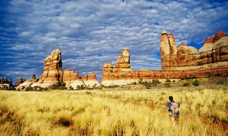 Hiking in Chesler Park, Canyonlands national park, Utah