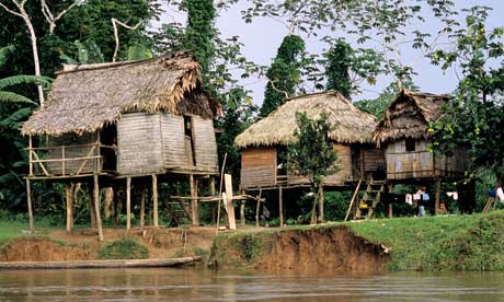 Meskito huts along the Rio Plátano river
