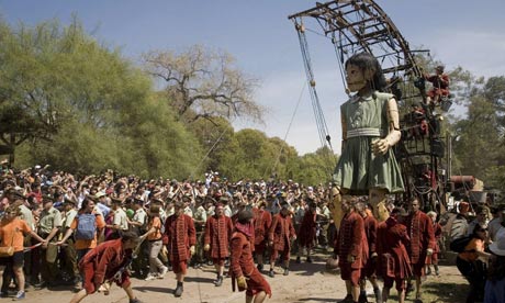 Sea Odyssey Little Girl Giant