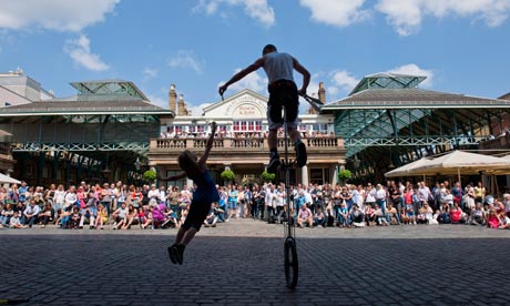 Street performer in Covent Garden, London