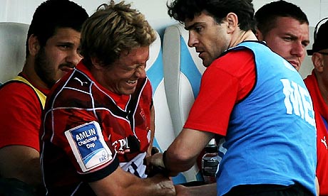 Johnny Wilkinson in pain