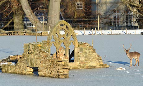 Deer on the lake at Whitworth Hall