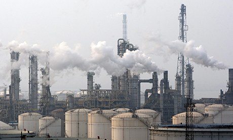 China says wastefulness, extravagant growth behind smog