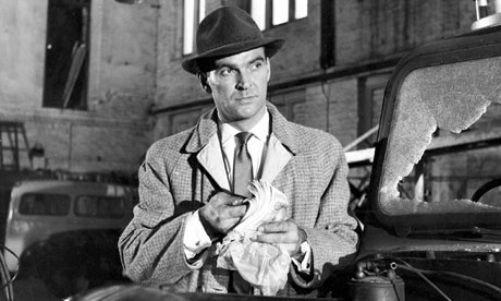Stanley Baker in Val Guest's 1960 thriller Hell Is a City.