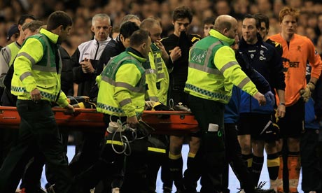 Fabrice Muamba carried off pitch after collapse