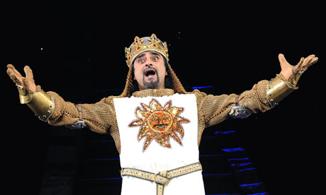 Sanjeev Bhaskar as King Arthur in Spamalot