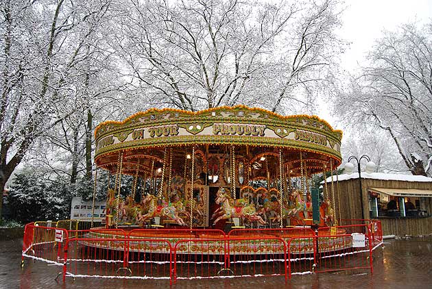 Carousel, London Zoo