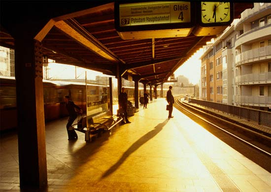 Hackescher Markt S-Bahn Station Platform, Berlin