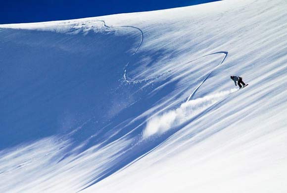 Snowboarding on Cairngorm