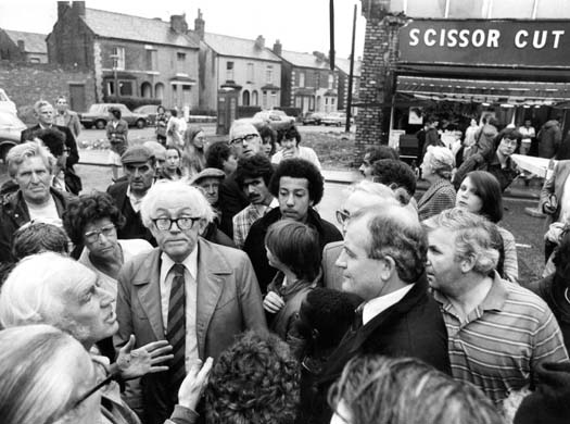 Michael Foot – That's How The Light Gets In