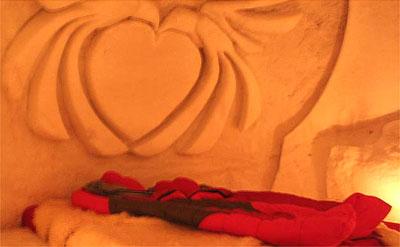 glu-Dorf igloo village in Zermatt