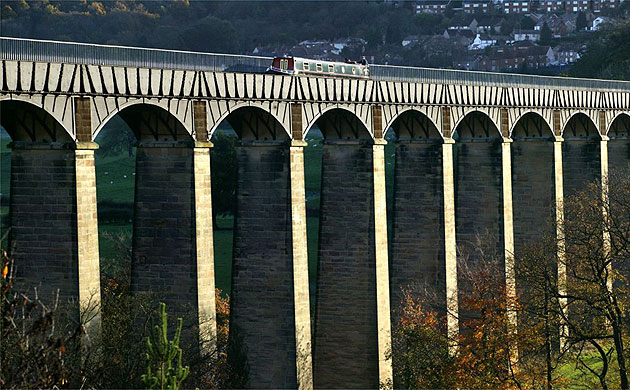 Thomas Telford's aqueduct, Pontcysyllte, Wales