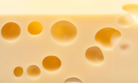 Emmental-Swiss-cheese-iso-008.jpg