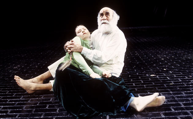 Warren Mitchell as King Lear