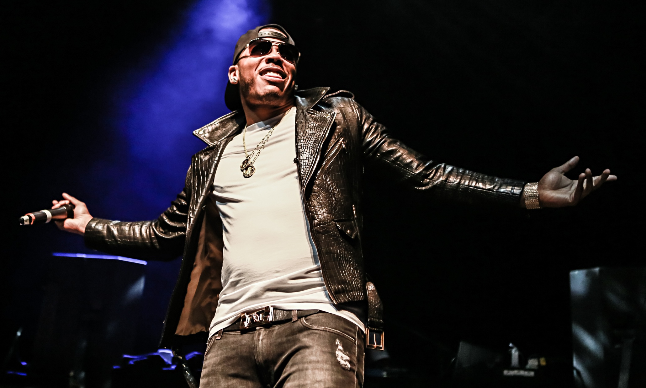 Nelly review – stripped-down dexterity