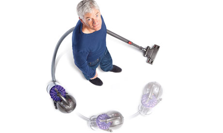 James-Dyson-with-DC39-vac-010.jpg