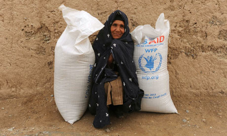 MDG : OECD aid report : a food donation at a World Food Program (WFP) , Afghanistan