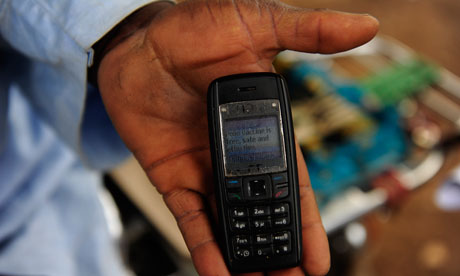 MDG : Mobile phone in West Africa : text the government promoting the polio immunization campaign