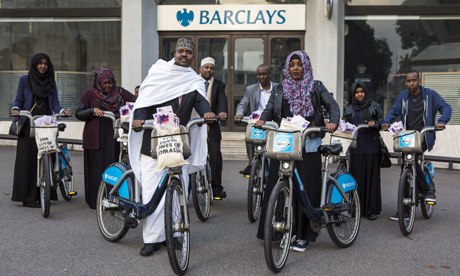 MDG : Somalia remittances : Somali campaigners and Oxfam  protest at Barclays Bank