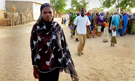MDG : Child bride in Nigeria : Zainab Oussman  refused, and stayed in schoo