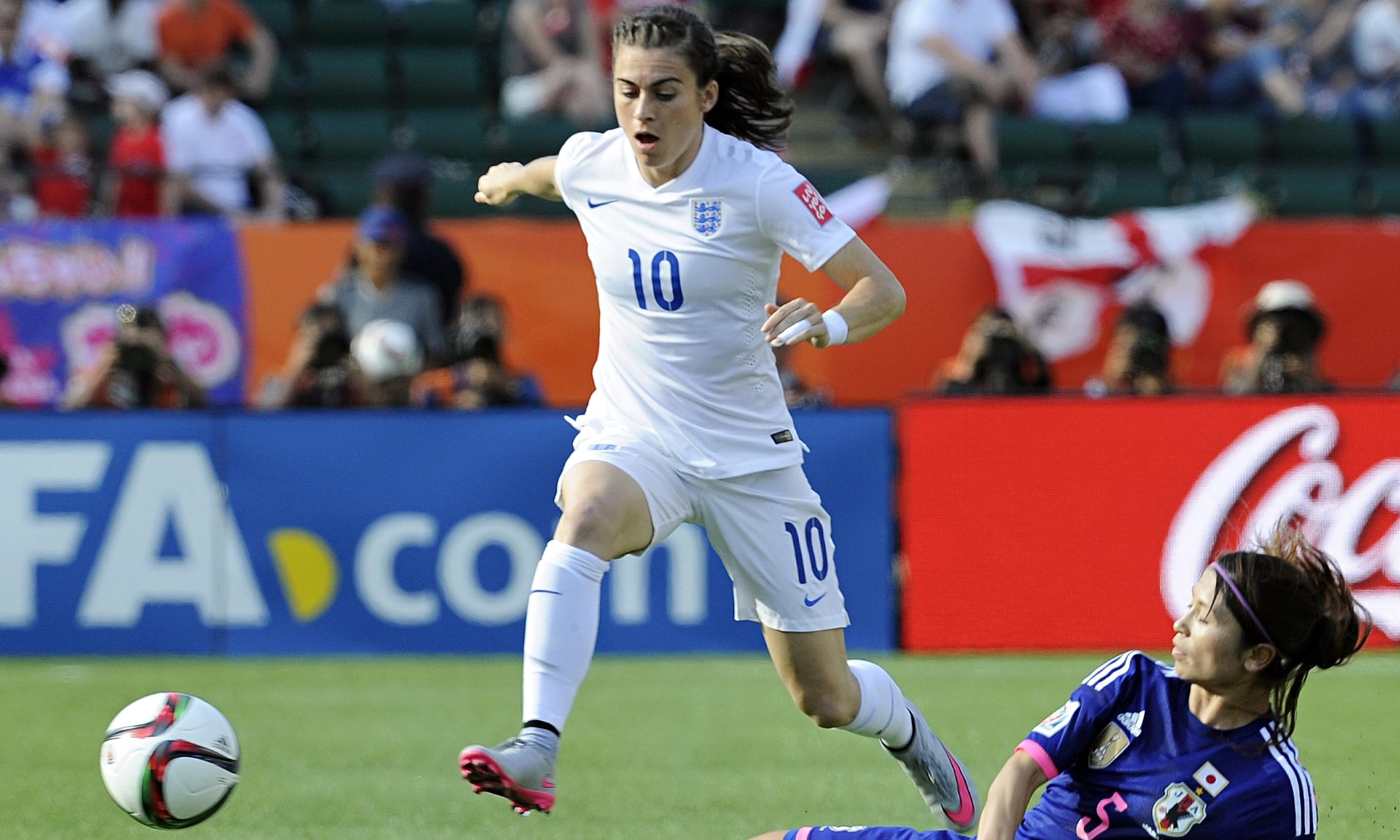 England women will rally round Laura Bassett and ‘inspire girls to start playing’