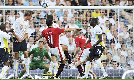 Ryan-Giggs-equalises-for--001.jpg