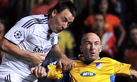 John-Terry-fights-for-the-001.jpg