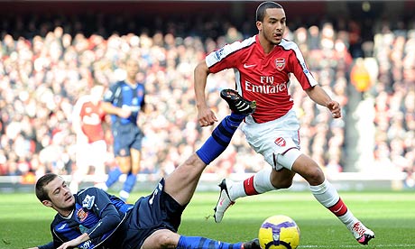 Theo-Walcott-looked-sharp-001.jpg