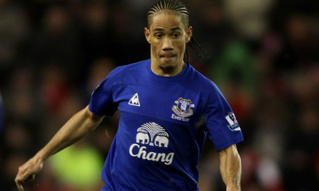 Steven Pienaar of Everton