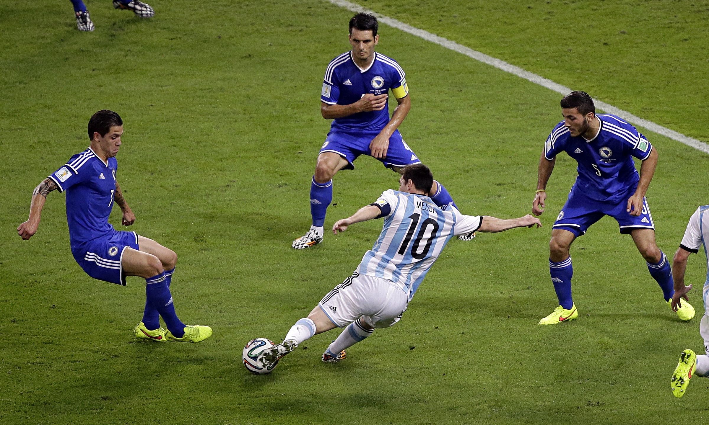 Argentina 2-1 Bosnia-Herzegovina | World Cup Group F match report | Football | The Guardian