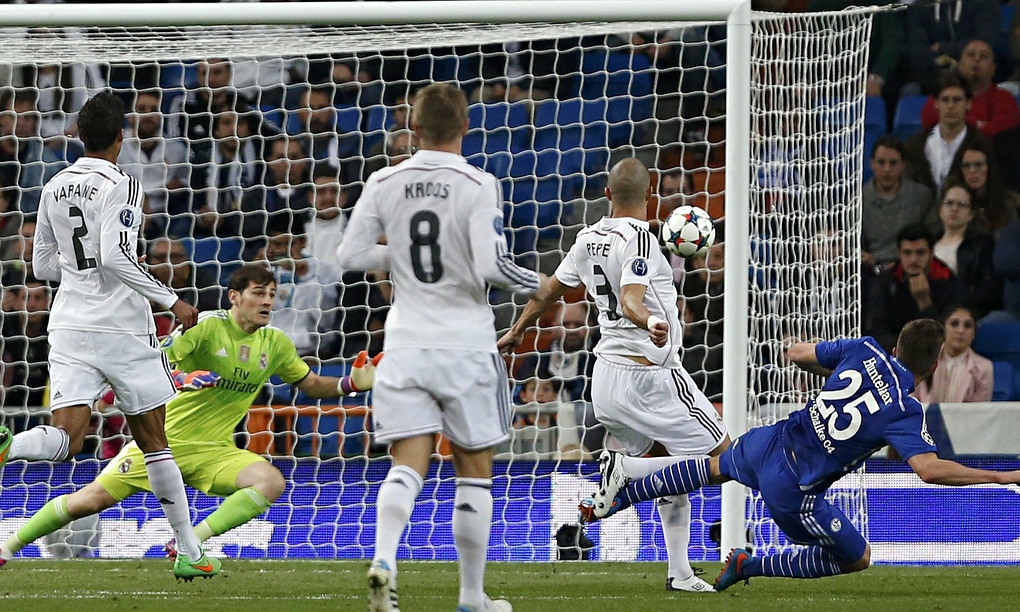 Real Madrid made to sweat by never-say-die Schalke but shock averted