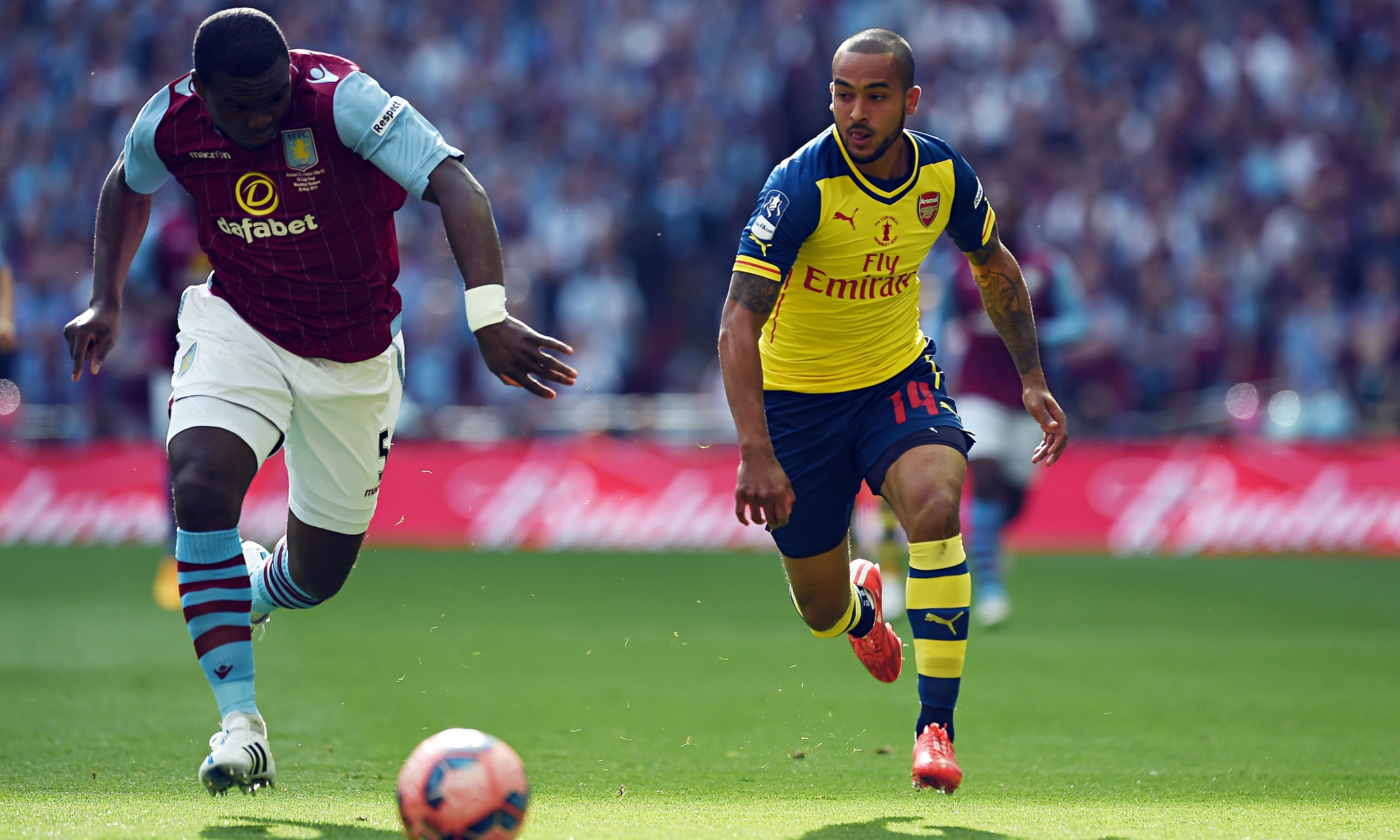 Theo Walcott’s subtle threat helps Arsenal unravel Tim Sherwood’s plot