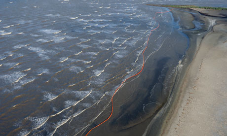 http://static.guim.co.uk/sys-images/Guardian/About/General/2010/4/30/1272612958813/Deepwater-oil-spill-006.jpg