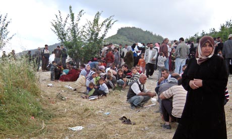 syrian-refugees-turkish-border